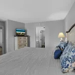 Edgewater 605-2